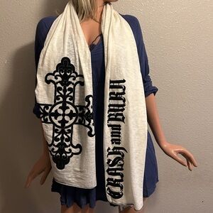 Crash and burn scarf with design brand new
